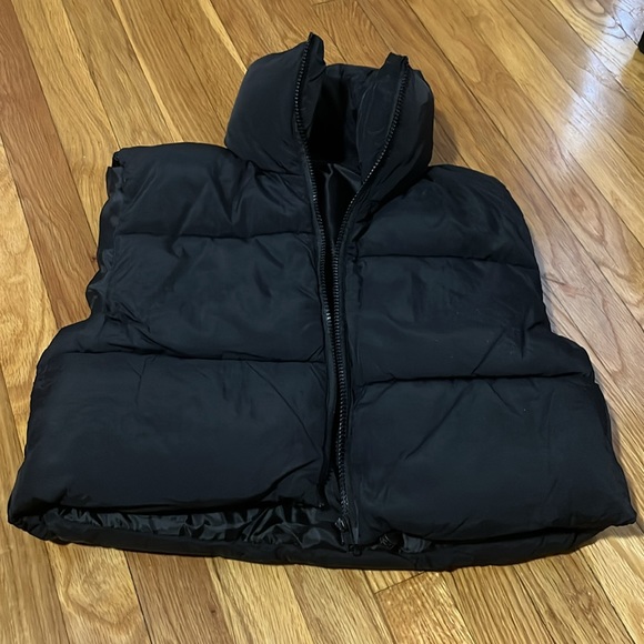 NWT Lightweight Zip Up Vest - Picture 1 of 7